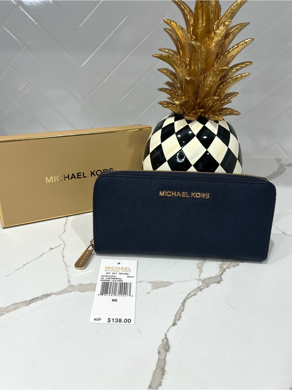 MICHAEL Michael Kors Jet Set Zip Around Continental Wallet